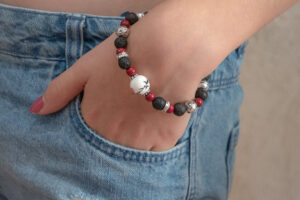 bracelet chinois rouge et noir