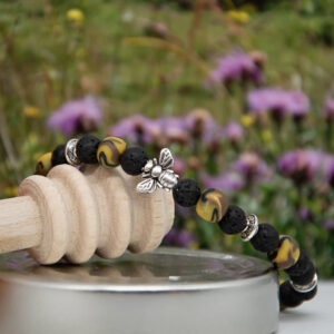 Bracelet abeille et perles de lave