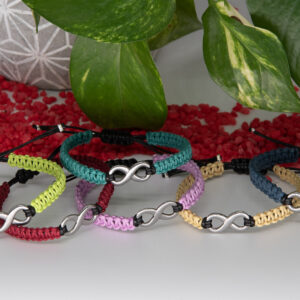 bracelets infini macramé couleurs aux choix