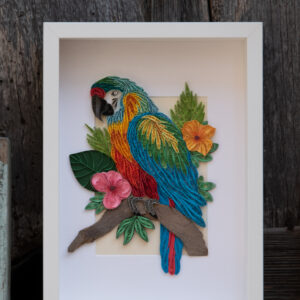 Art quilling Le parrot